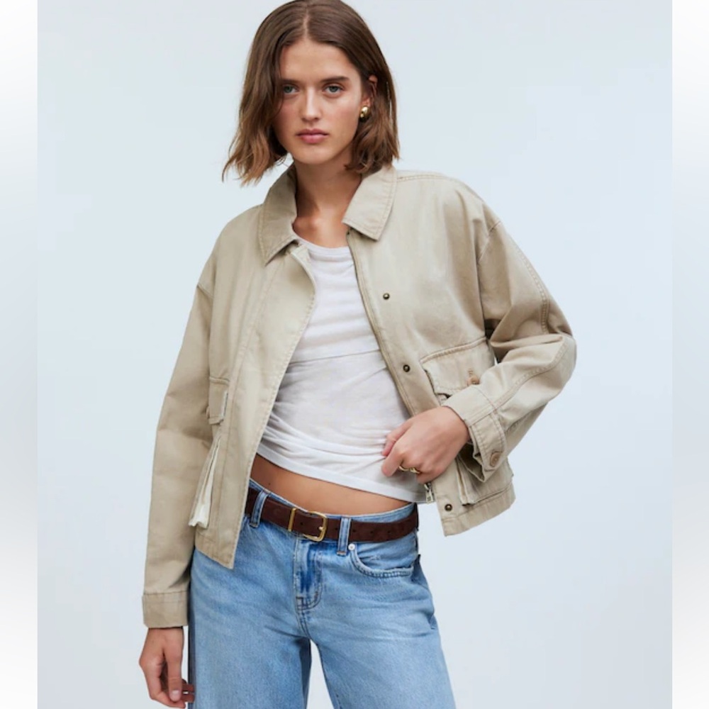 Light Beige Utility Jacket - Women’s Casual Workwear